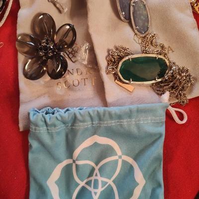 Sale Photo Thumbnail #33