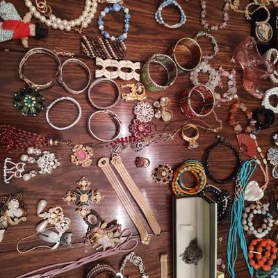 Sale Photo Thumbnail #17