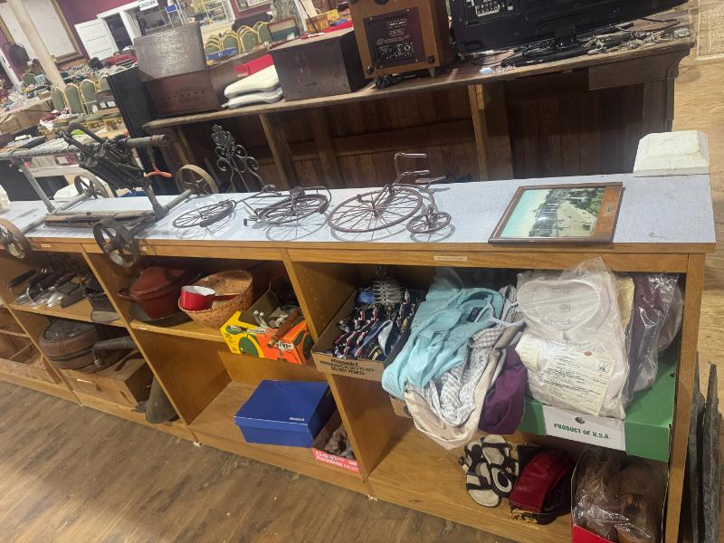 Sale Photo Thumbnail #6