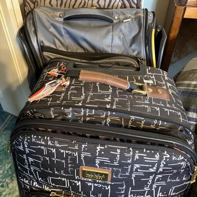 Sale Photo Thumbnail #95