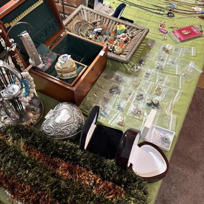 Sale Photo Thumbnail #170