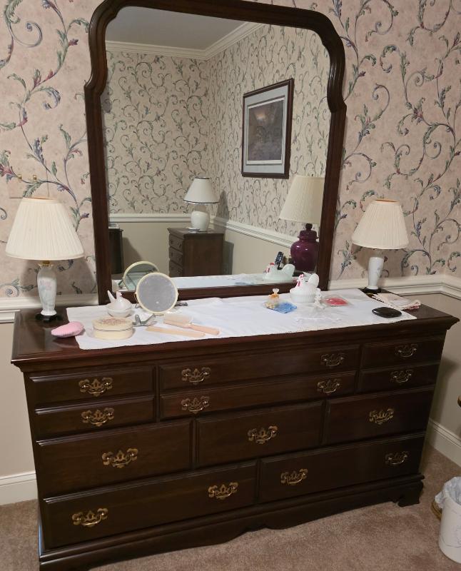 Sale Photo Thumbnail #4