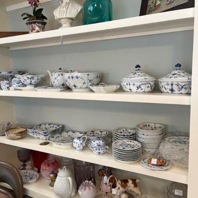 Sale Photo Thumbnail #37: Royal Copenhagen