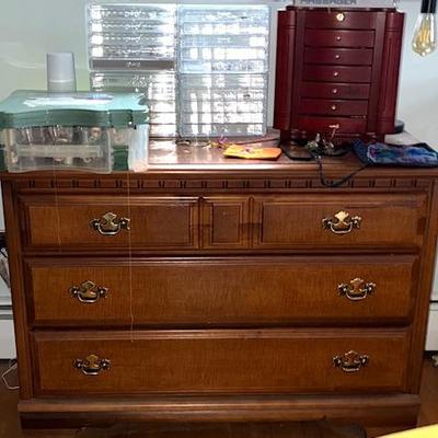 Sale Photo Thumbnail #12