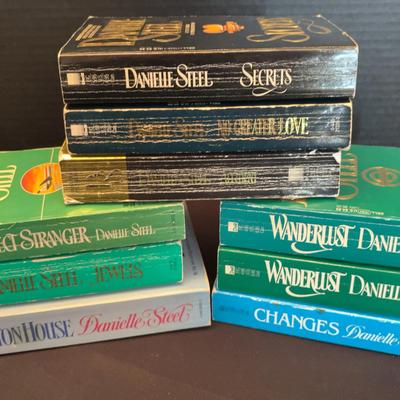Green Covers - Danielle Steel Paperback Collection - 9 Books