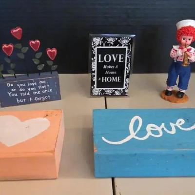 Madame Alexander Love Decor & Mop Top Billy 2000 Figurine