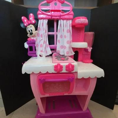 Large Disney Minnie Mouse Pink & White Play Kitchen