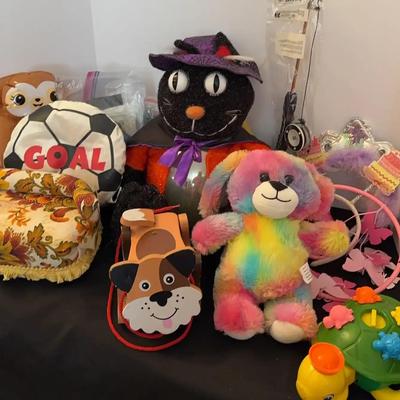 Kids Toys And Decor for Every Holiday - Halloween Cat, Christmas Lights, Plush & More