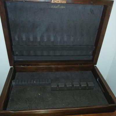 Sale Photo Thumbnail #73