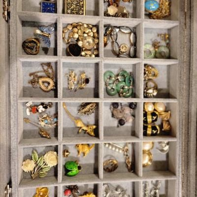 Sale Photo Thumbnail #149