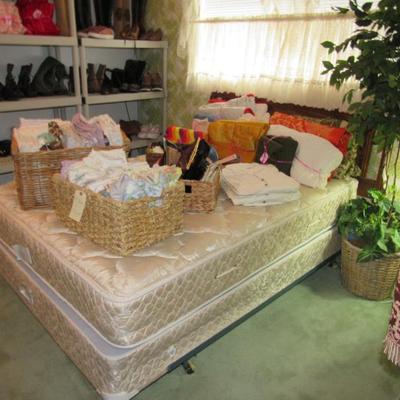 Sale Photo Thumbnail #149