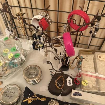 Sale Photo Thumbnail #78