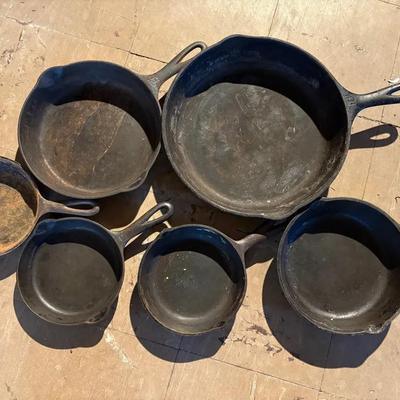 Cast Iron Skillets-Lodge, Wagner & Griswold