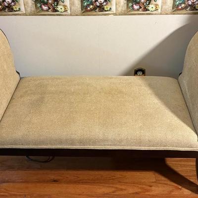 Classic Empire Upholstered Bench
