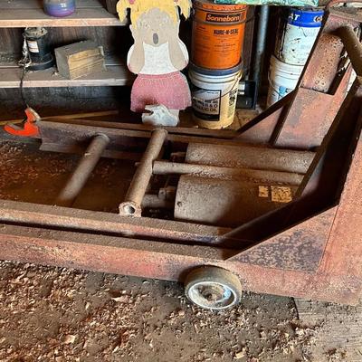 Heavy Duty Iron Lift