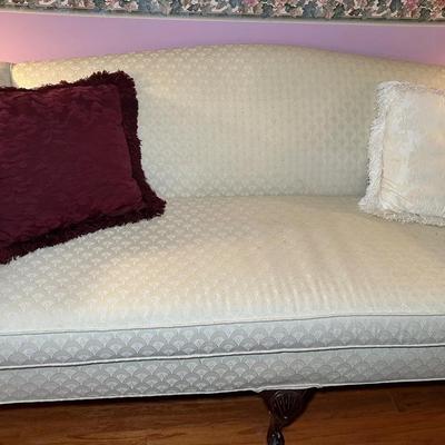 Matching Sofa And Loveseat 