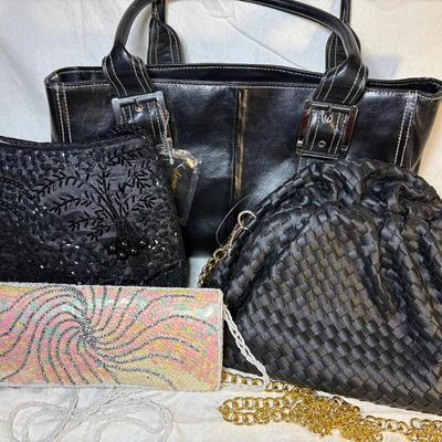 2 Ladies NWT Handbags & 2 Beaded Purses 