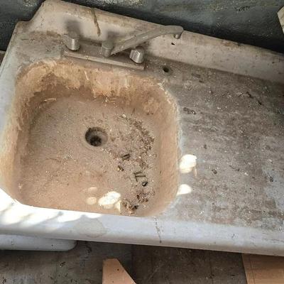 Enameled Cast Metal Vintage Farmhouse Sink #3