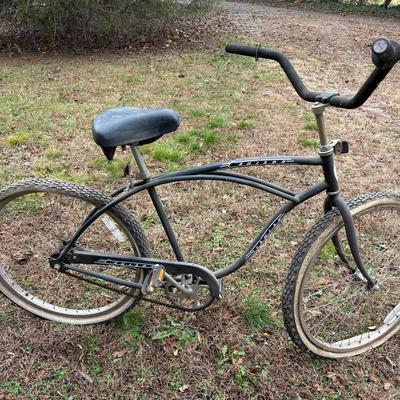 Vintage Schwinn Cruiser Bicycle 