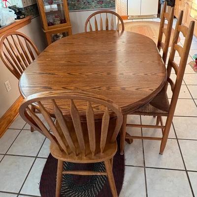 Oak Kitchen Table & 5 Chairs 
