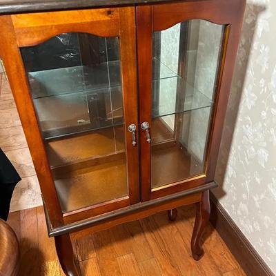 Small Mirrored Back Curio Cabinet 