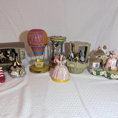 Assorted Musical And Non Musical Items Wizard Of Oz