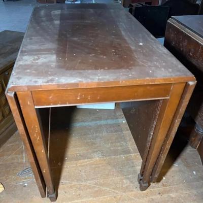 Vintage Gate Leg Drop Top Table
