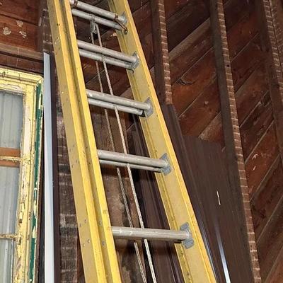 24’ Fiberglass Extension Ladder 
