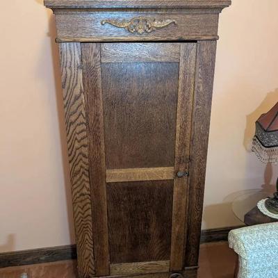 Small Oak Wardrobe 