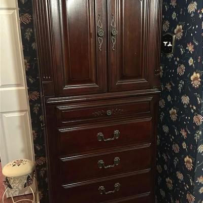Heirloom Traditions Armoire/Dresser