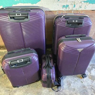 5 Piece Larvender Hard Case Luggage Set