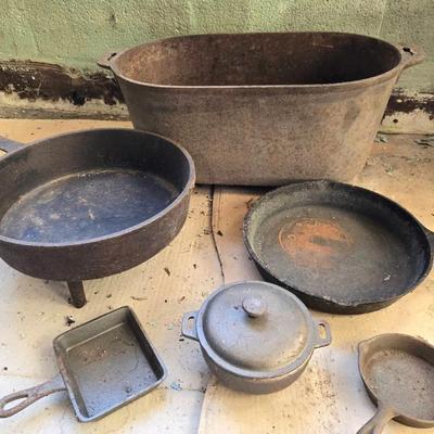 Cast Iron Pots & Skillets; Lodge, Old Mountain 