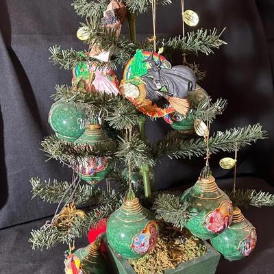 24” Tree Decorated With Wizard Of Oz Ornaments 
