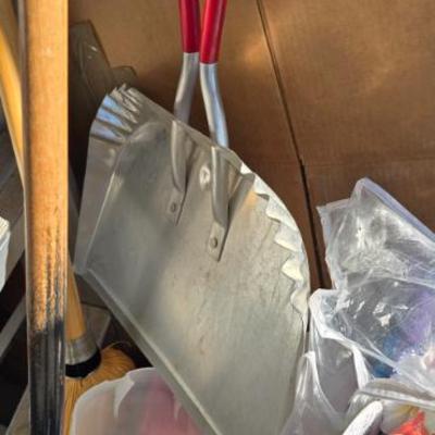 Sale Photo Thumbnail #11