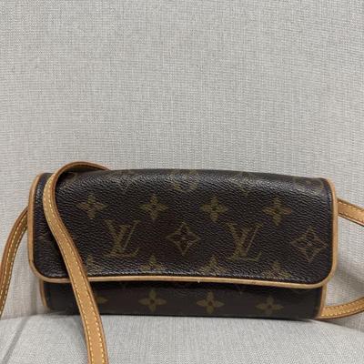 Sale Photo Thumbnail #2