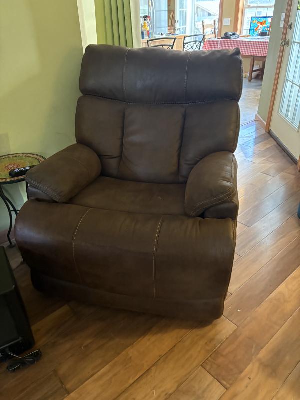 Sale Photo Thumbnail #2