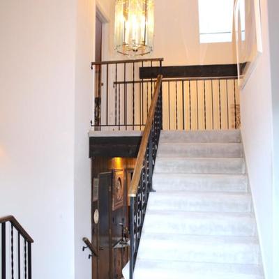 Sale Photo Thumbnail #4