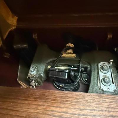 Sale Photo Thumbnail #221: White rotary Sewing Machine 