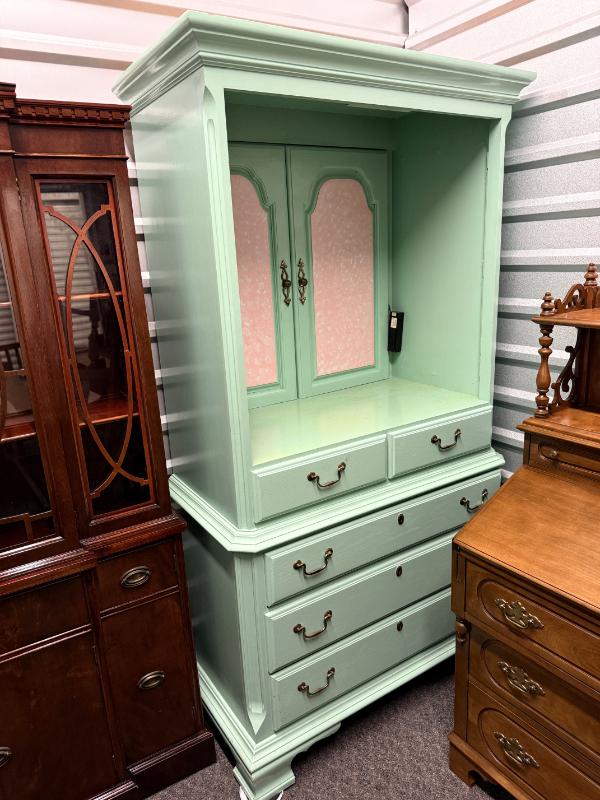 Sale Photo Thumbnail #37