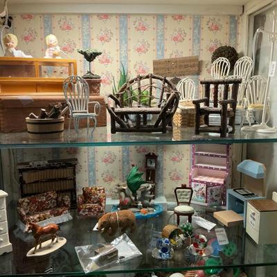 Sale Photo Thumbnail #170