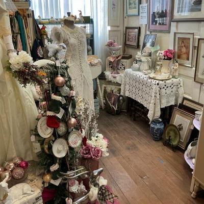 Sale Photo Thumbnail #79