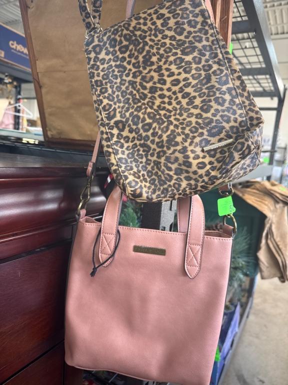 Sale Photo Thumbnail #3