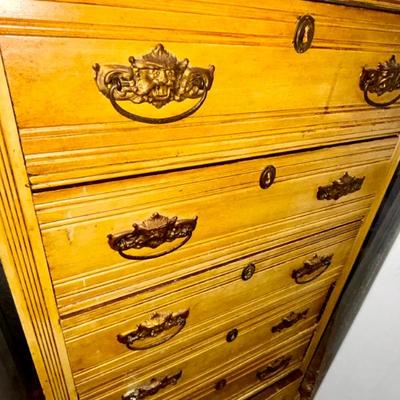 Sale Photo Thumbnail #4