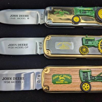 Franklin Mint John Deere Knives in Cases - 1928, 1948 & 1938