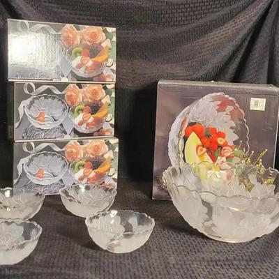 Home Beautiful Rose Pearls Candy Bowls and Salad Bowl