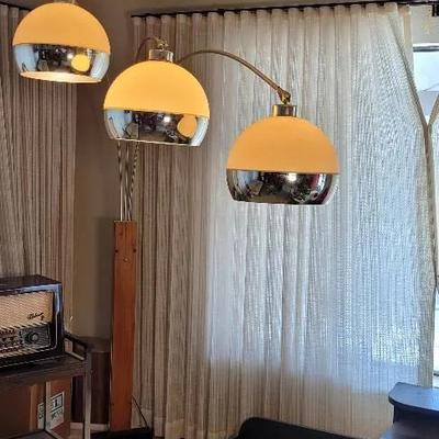 Floor and Corner Light