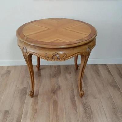 Round Side Table 