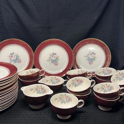 Tudor Rose Georgian China Set 23k Goldtone Details with Floral Bouquet