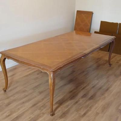 Family Sized Dining Table 