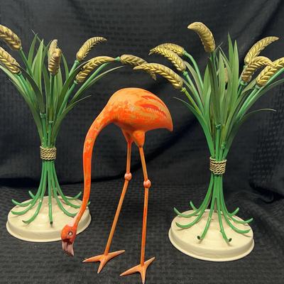 Metal Flamingo and Bundled Wheat Decor